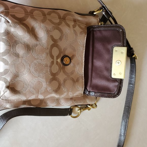 Euc Coach Signature Crossbody Bag Shoulder Purse - Picture 5 of 8